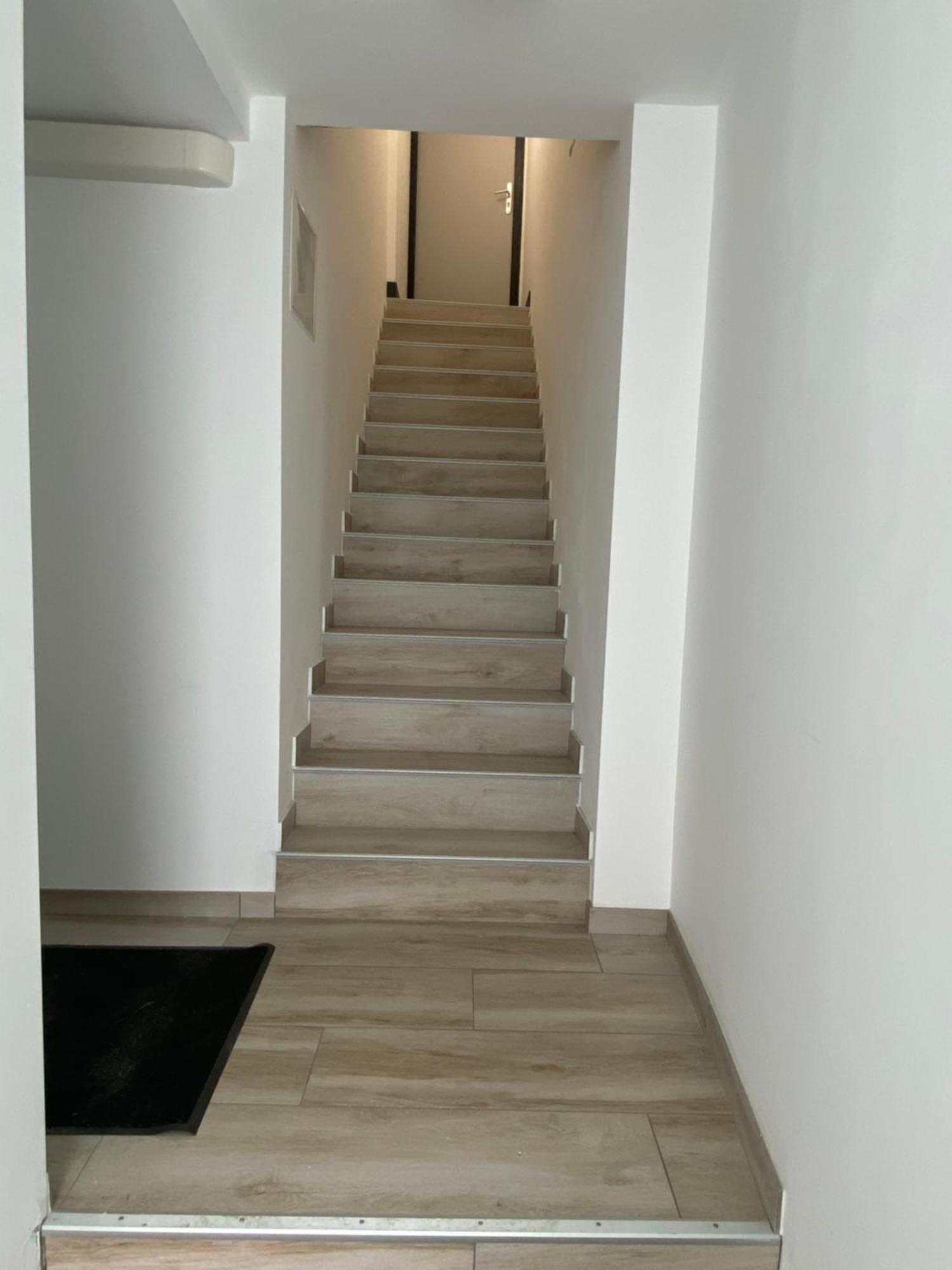 Appart Pro & Famille Verdun-sur-Meuse Exterior foto